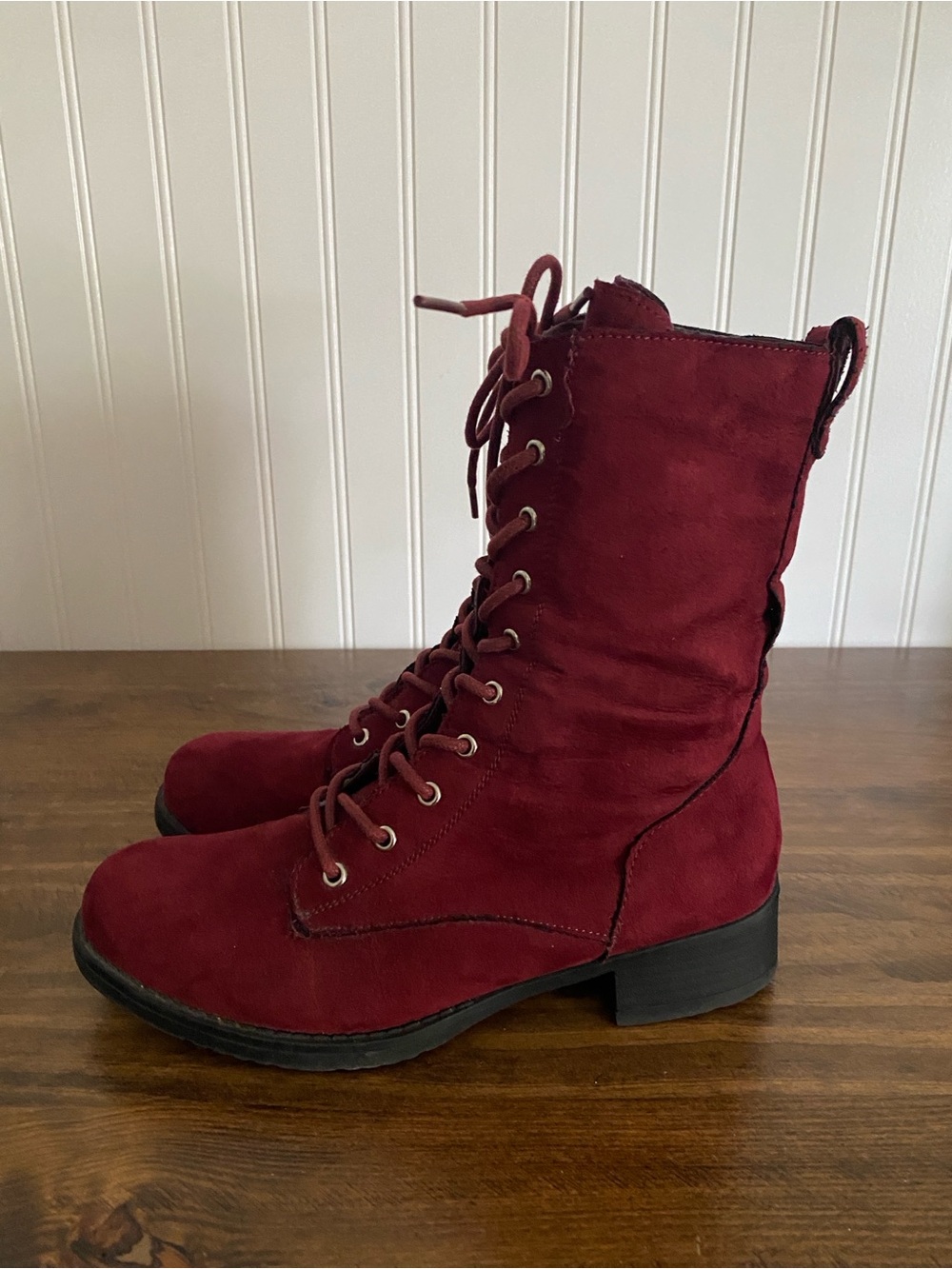 Rouge Helium - Burgundy Lace-Up Suede High Ankle Boots - size: 8 (women’s) - Picture 3 of 14